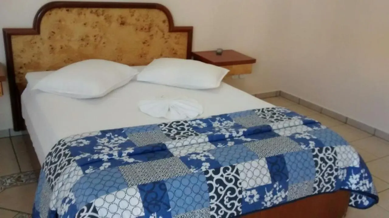 *** Fogadó Pousada 4 Estacoes Caldas Novas Brazília